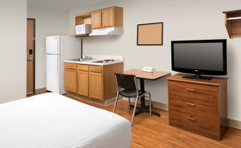 Business extended stay hotels