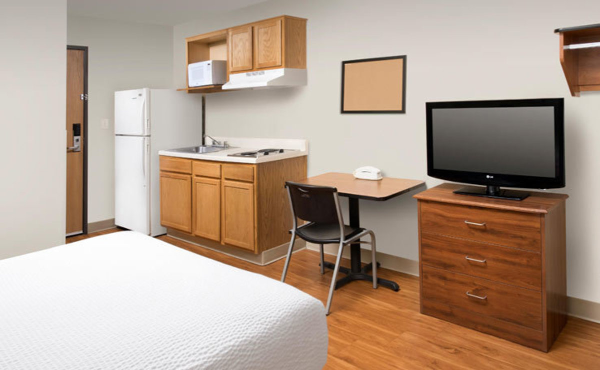 Business extended stay hotels